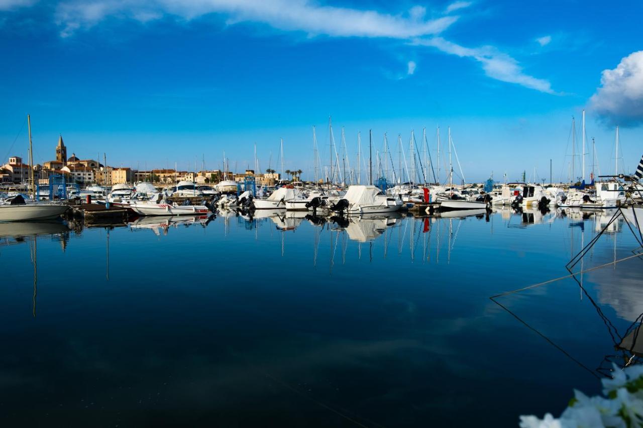 Alghero House Boat Exterior foto